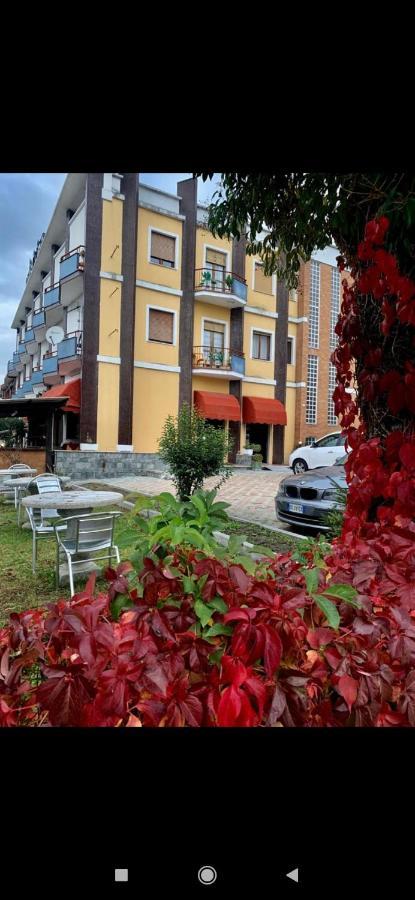 Hotel Lido Bollengo Exterior foto